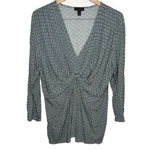 Long Tall Sally Green Black Long Sleeve V-Neck Twist Front Top Women Size L